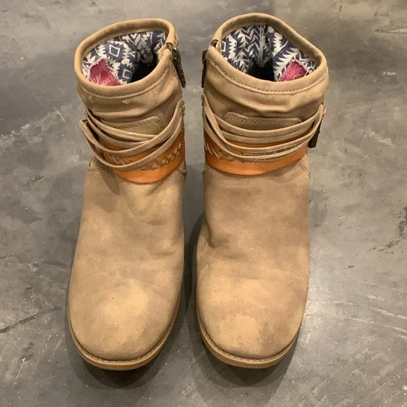 Roxy Ankle Boots - Size 7.5 - Picture 2 of 6